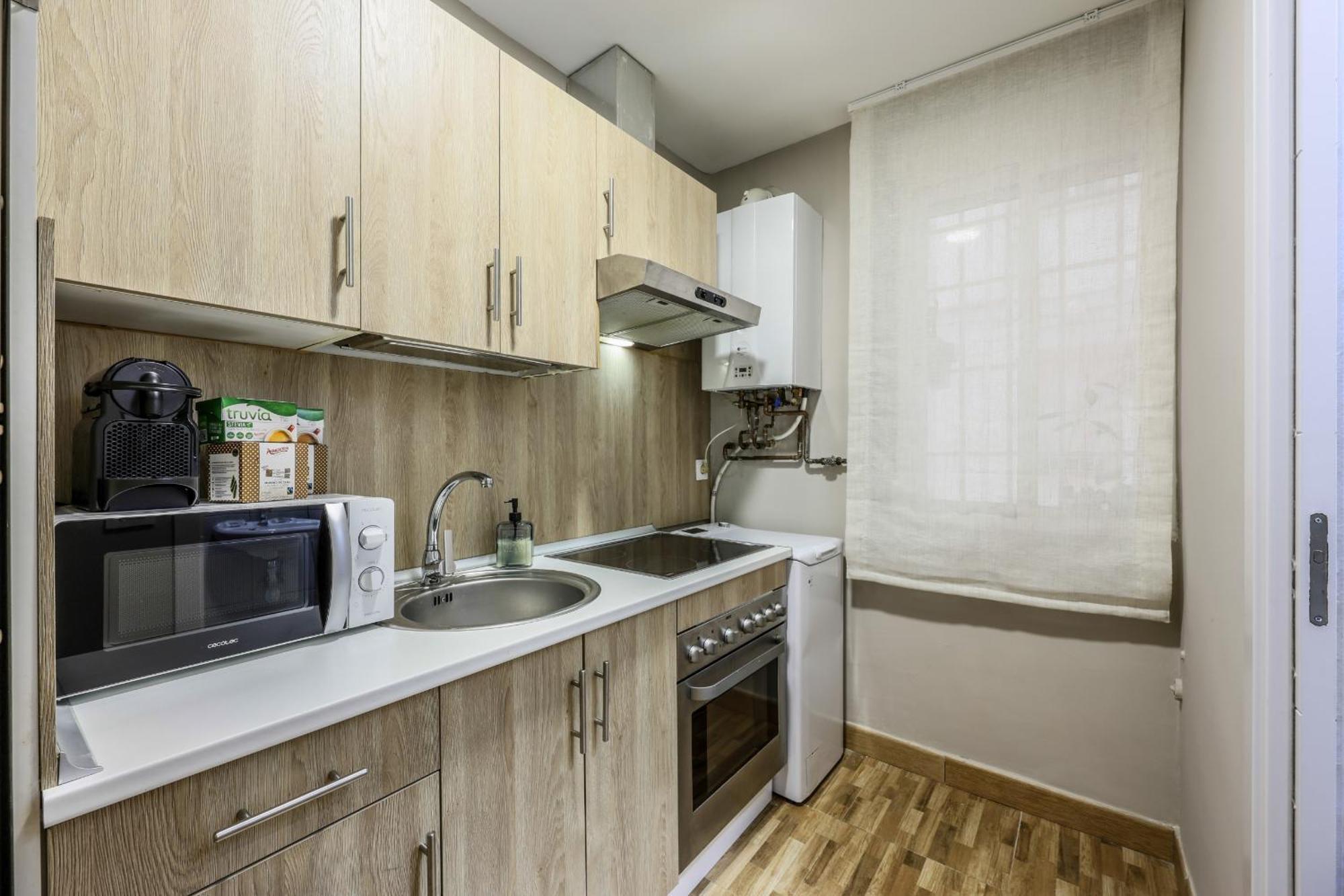 Nuevo Apartamento Funcional En Chamberi 마드리드 외부 사진