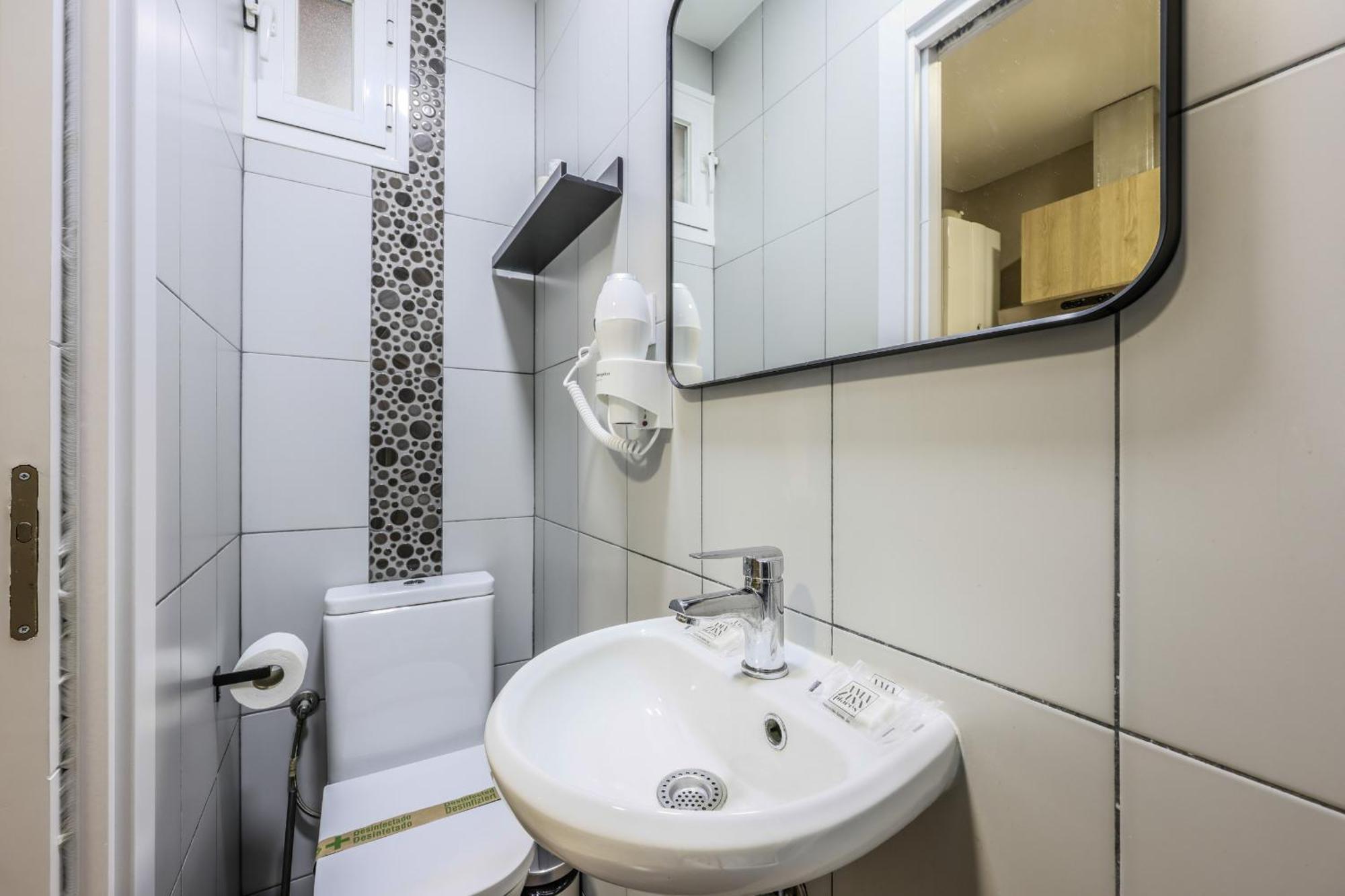 Nuevo Apartamento Funcional En Chamberi 마드리드 외부 사진